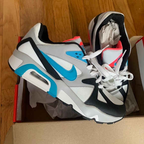 🚨SOLD 🚨 Brand New Air Structure - Picture 3 of 8